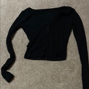 Women's Black Long Sleeve Top